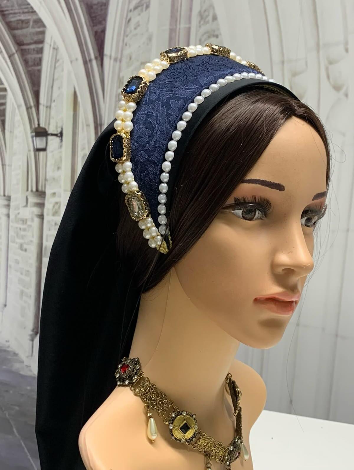 Women'S Vintage Accessories - Vintage Women French Tudor Queen Anne