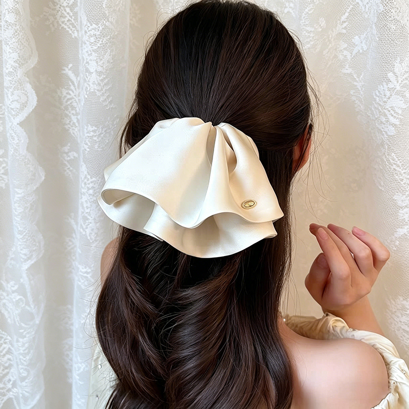 Women'S Korean Accessories - Korean Style Satin Skirt Hair Claw