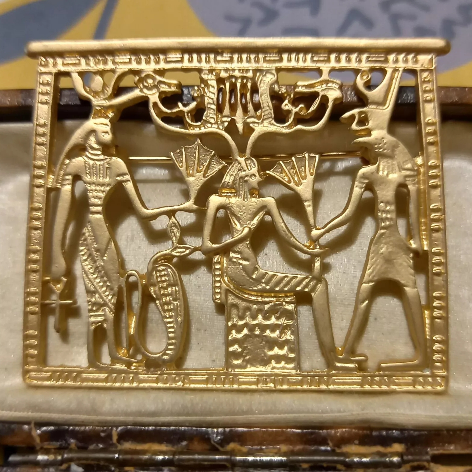 Classic Women Men Hollow Squar - Women Accessories In Egypt incelemesi ve fiyatı