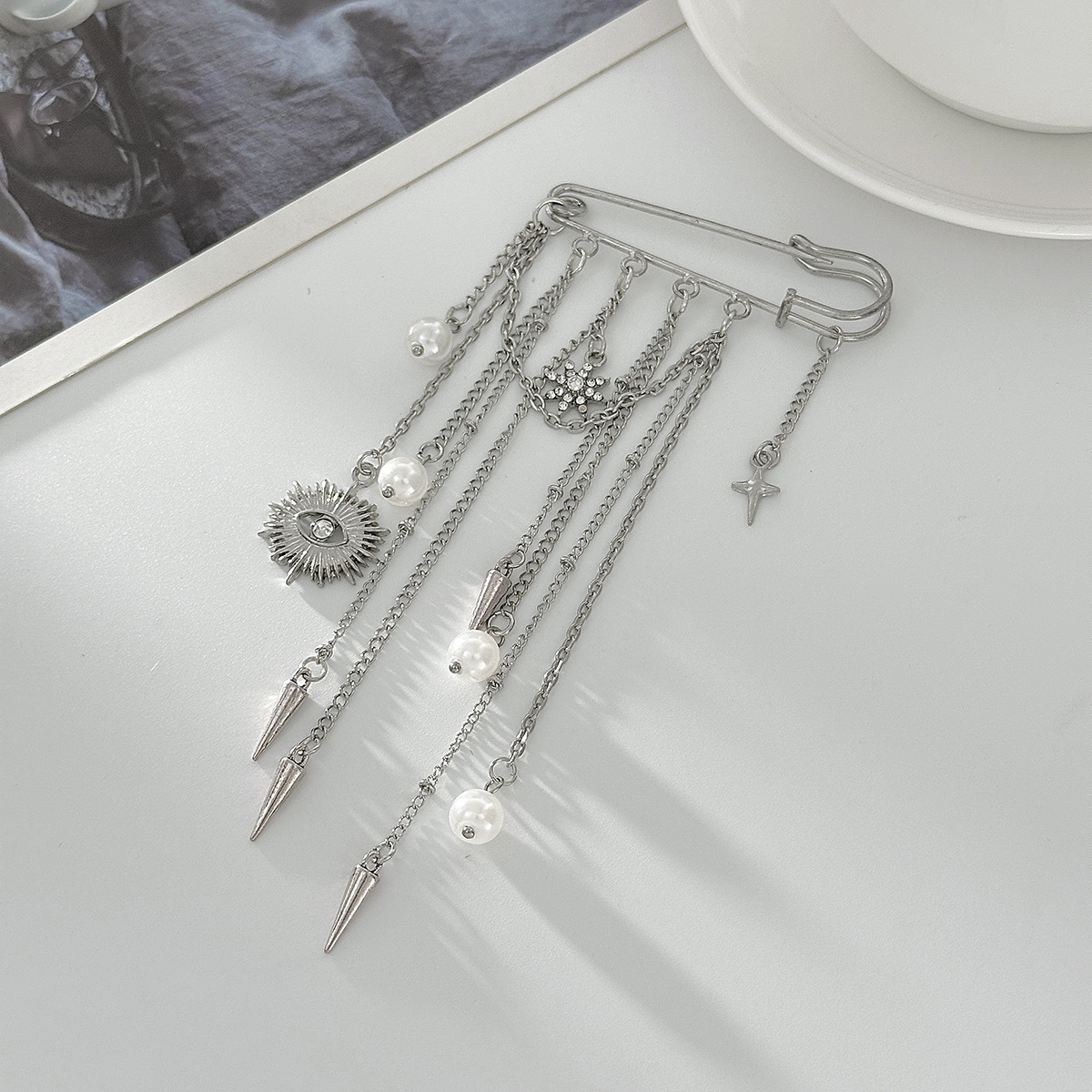 Imitation Pearl Brooch Elegant - Women'S Accessories For Formal Wear incelemesi ve fiyatı