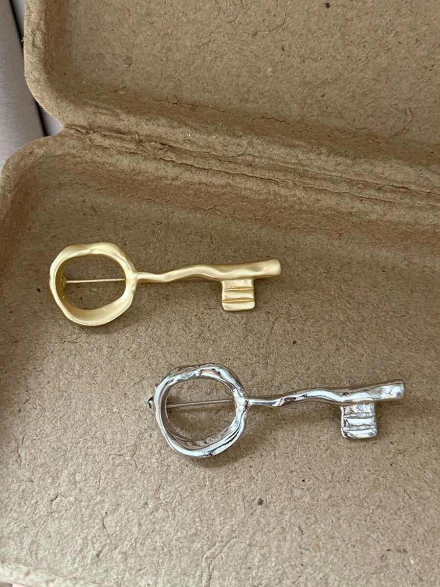Abstract Key Brooch For Women  - Women'S Accessories For Formal Wear incelemesi ve fiyatı