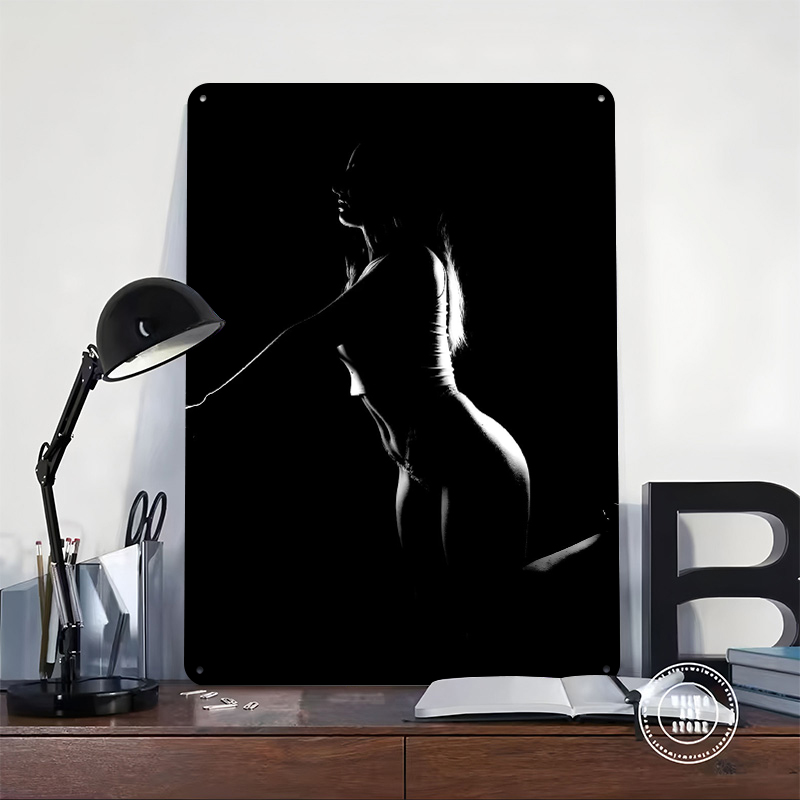 Silhouette of a Woman Metal Po - Women Accessories Poster incelemesi ve fiyatı