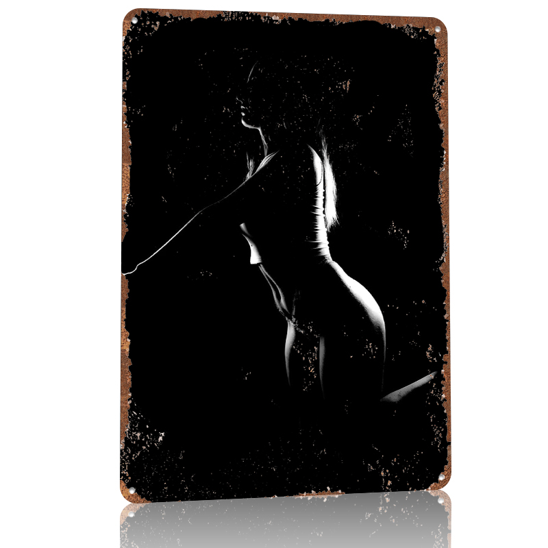 Silhouette of a Woman Metal Po - Women Accessories Poster incelemesi ve fiyatı