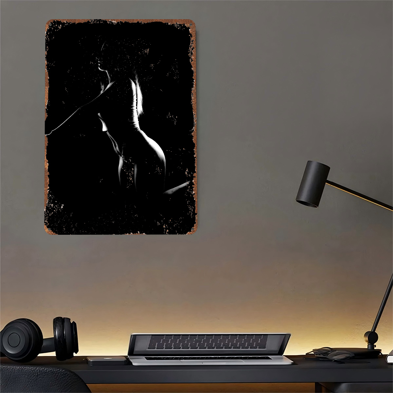 Silhouette of a Woman Metal Po - Women Accessories Poster incelemesi ve fiyatı