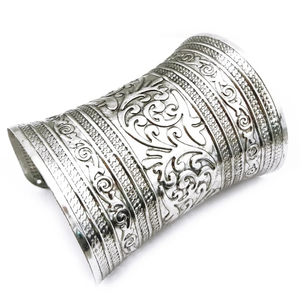 Vintage Alloy Wide Cuff Bracel - Women Accessories India incelemesi ve fiyatı