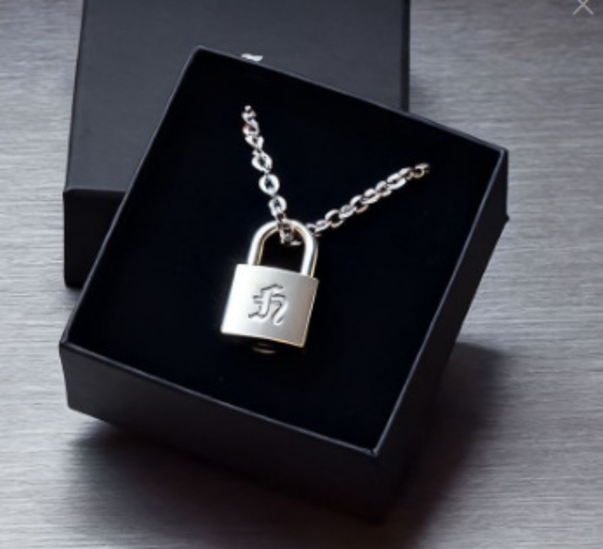 Smooth Matte Finish Metal Lock - Women'S Accessories And Jewelry incelemesi ve fiyatı