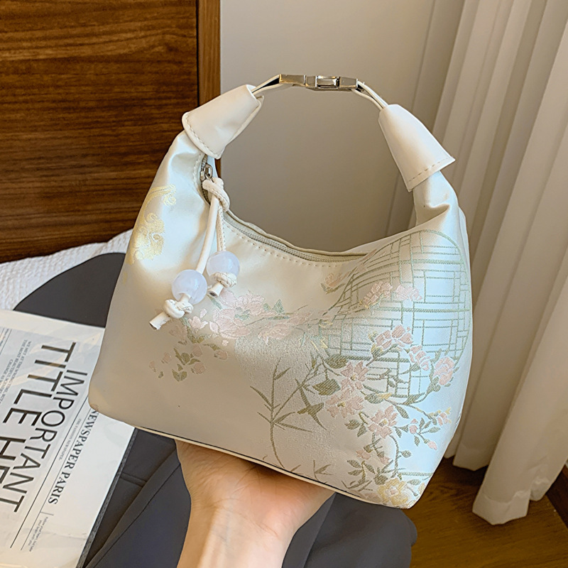 Chinese Ancient Style Wrist Ba - Women'S Accessories Handbags incelemesi ve fiyatı
